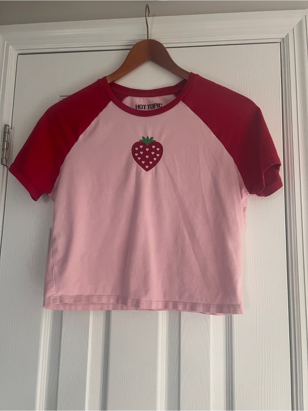 Hot Cropped Strawberry Raglan Tee